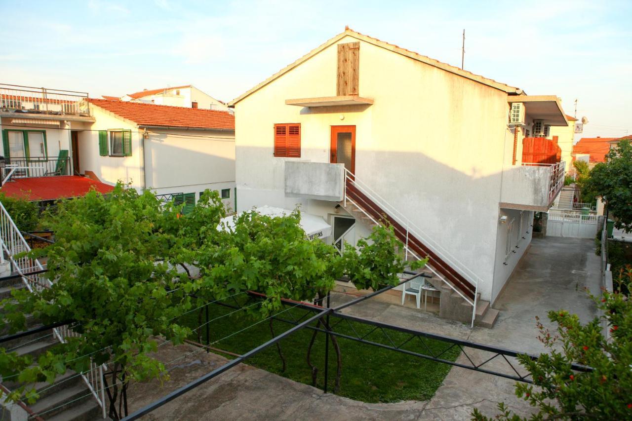 Apartmani Ana Juricev Vodice Extérieur photo