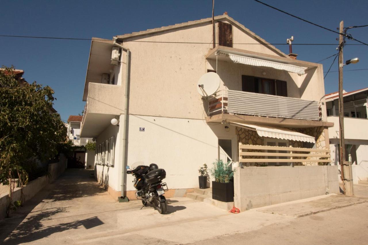 Apartmani Ana Juricev Vodice Extérieur photo