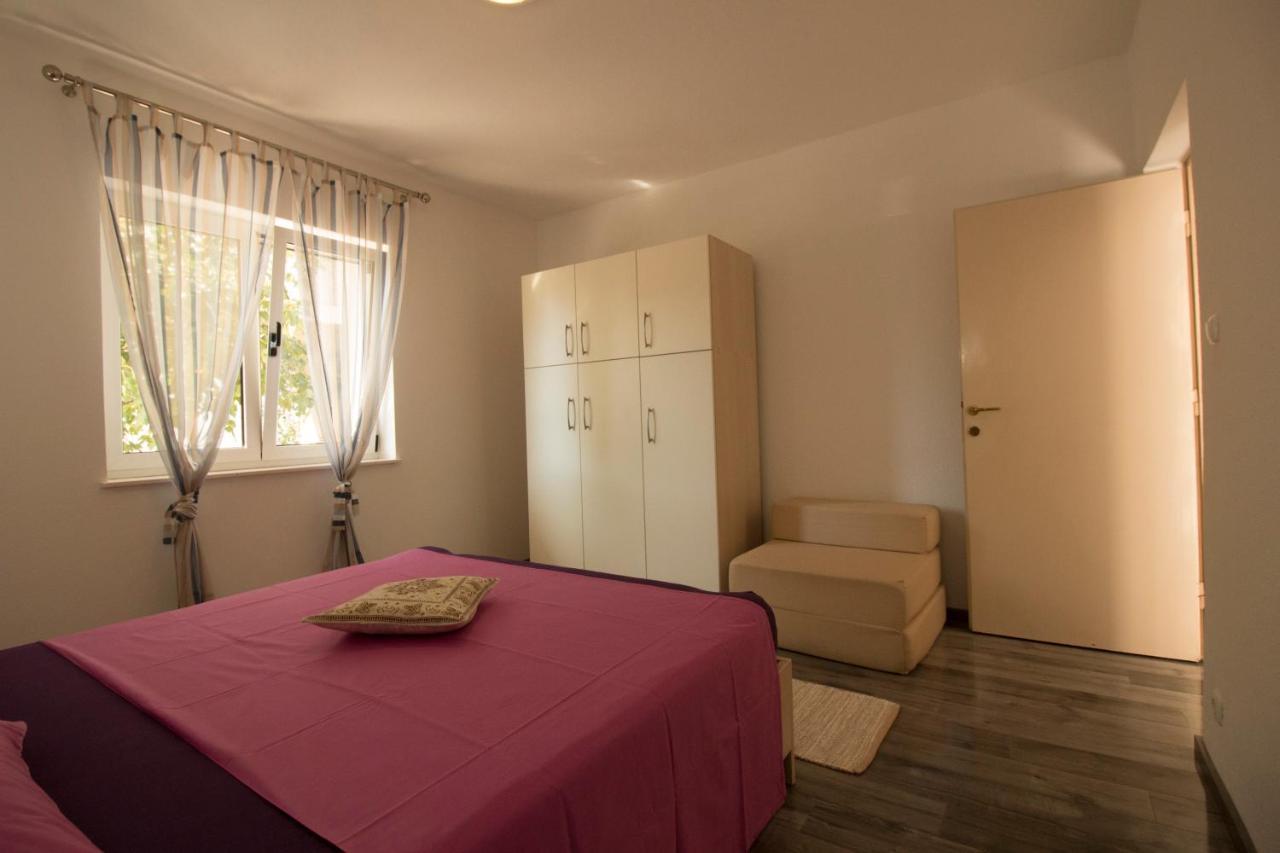Apartmani Ana Juricev Vodice Extérieur photo