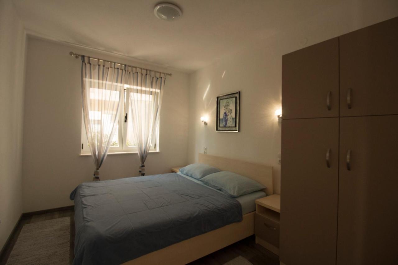 Apartmani Ana Juricev Vodice Extérieur photo
