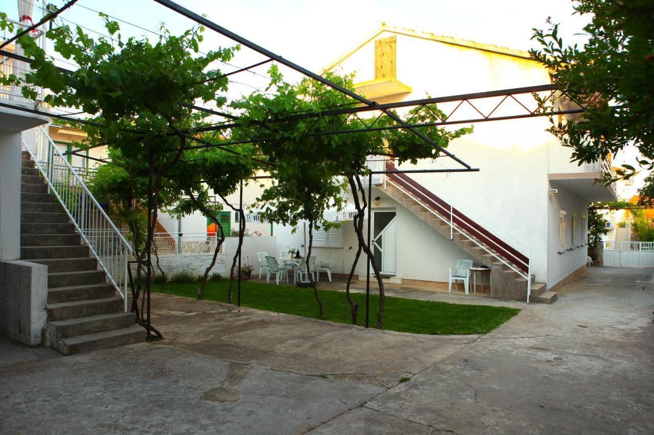 Apartmani Ana Juricev Vodice Extérieur photo