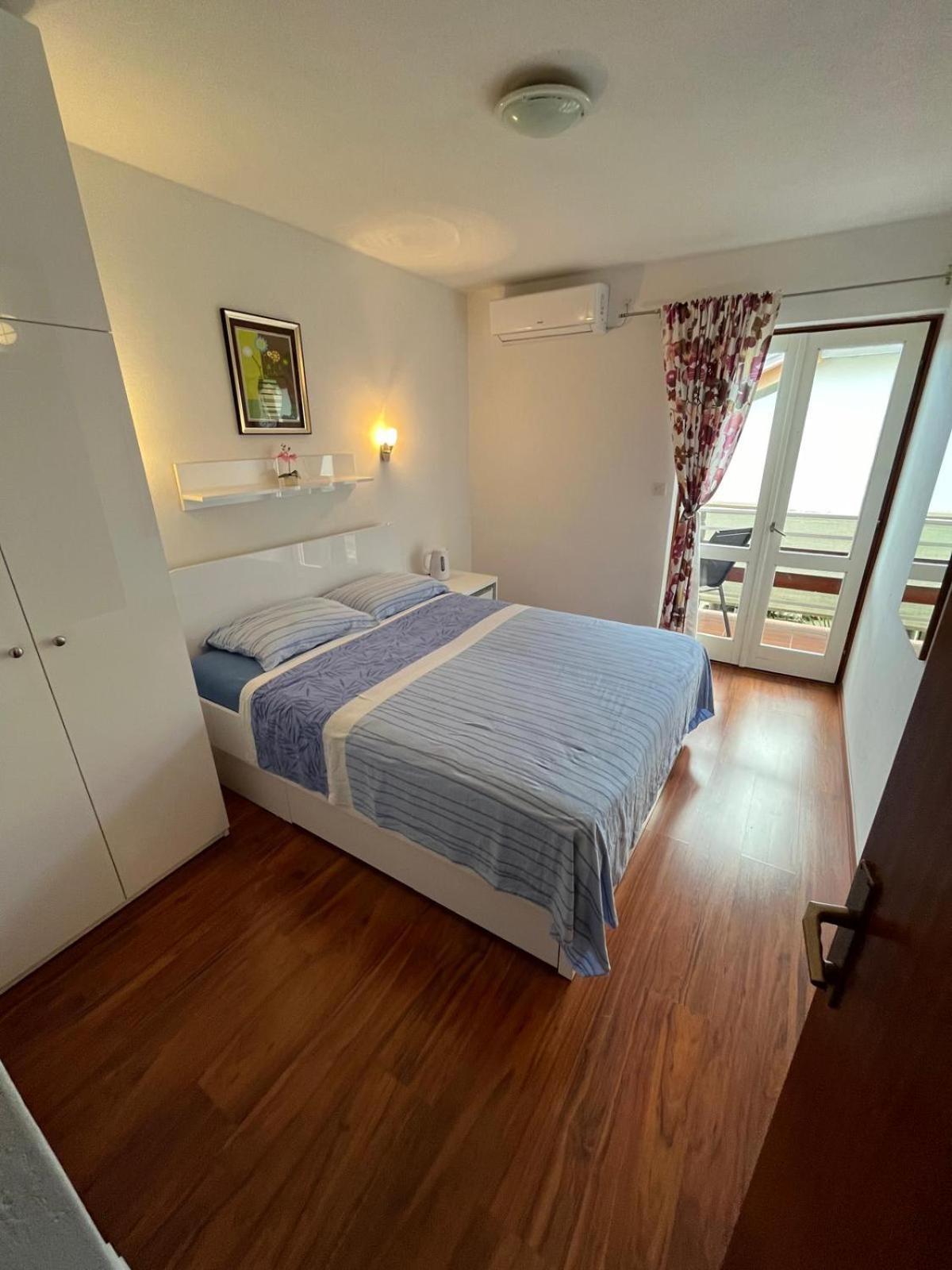 Apartmani Ana Juricev Vodice Extérieur photo