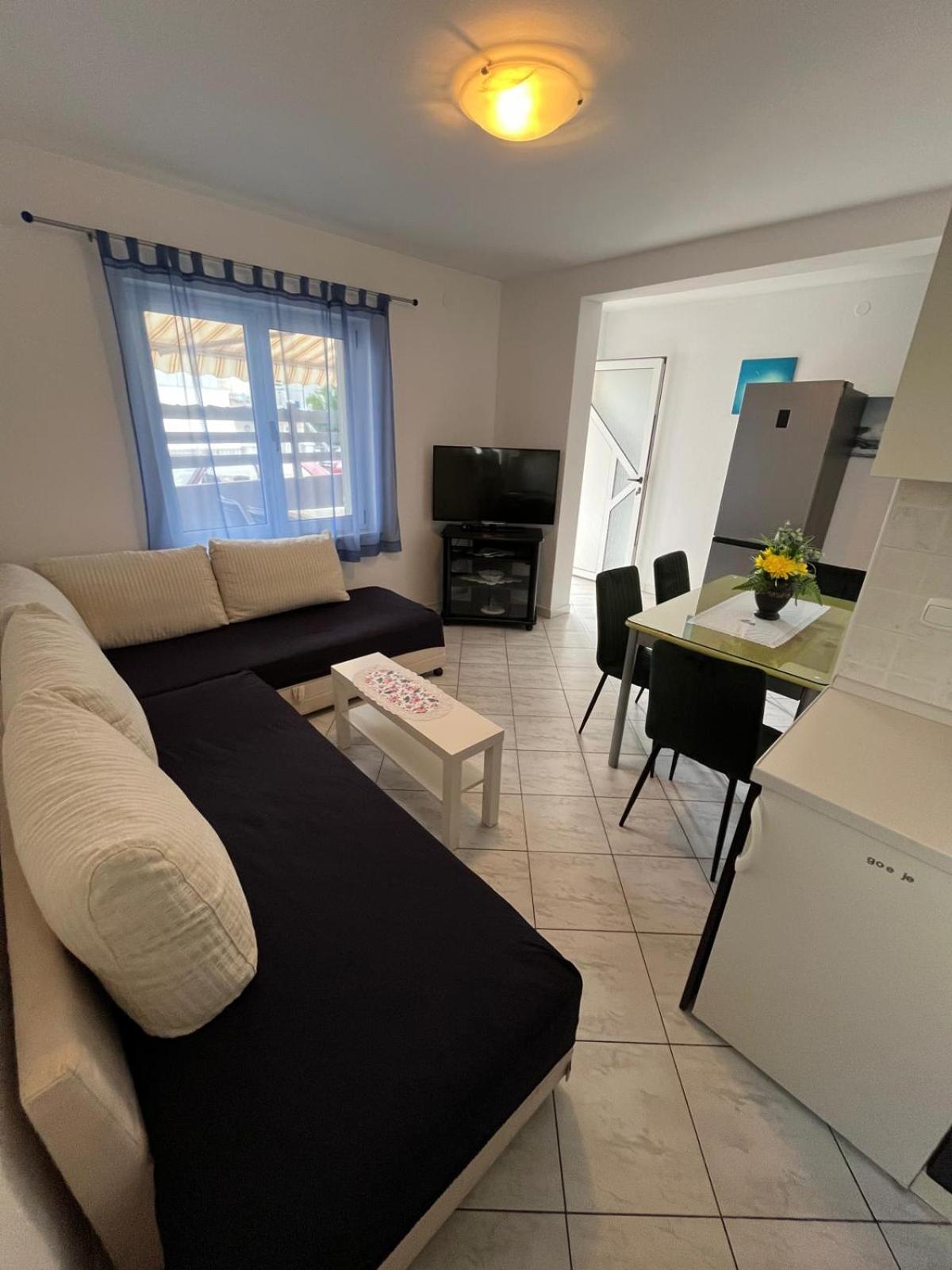 Apartmani Ana Juricev Vodice Extérieur photo