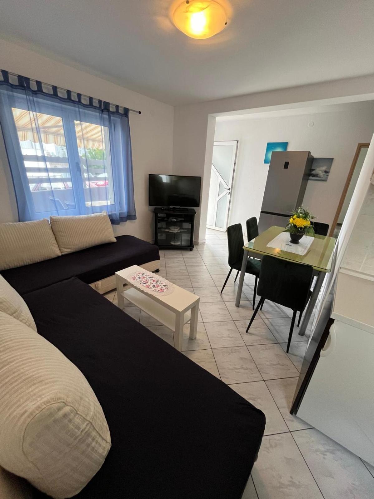 Apartmani Ana Juricev Vodice Extérieur photo