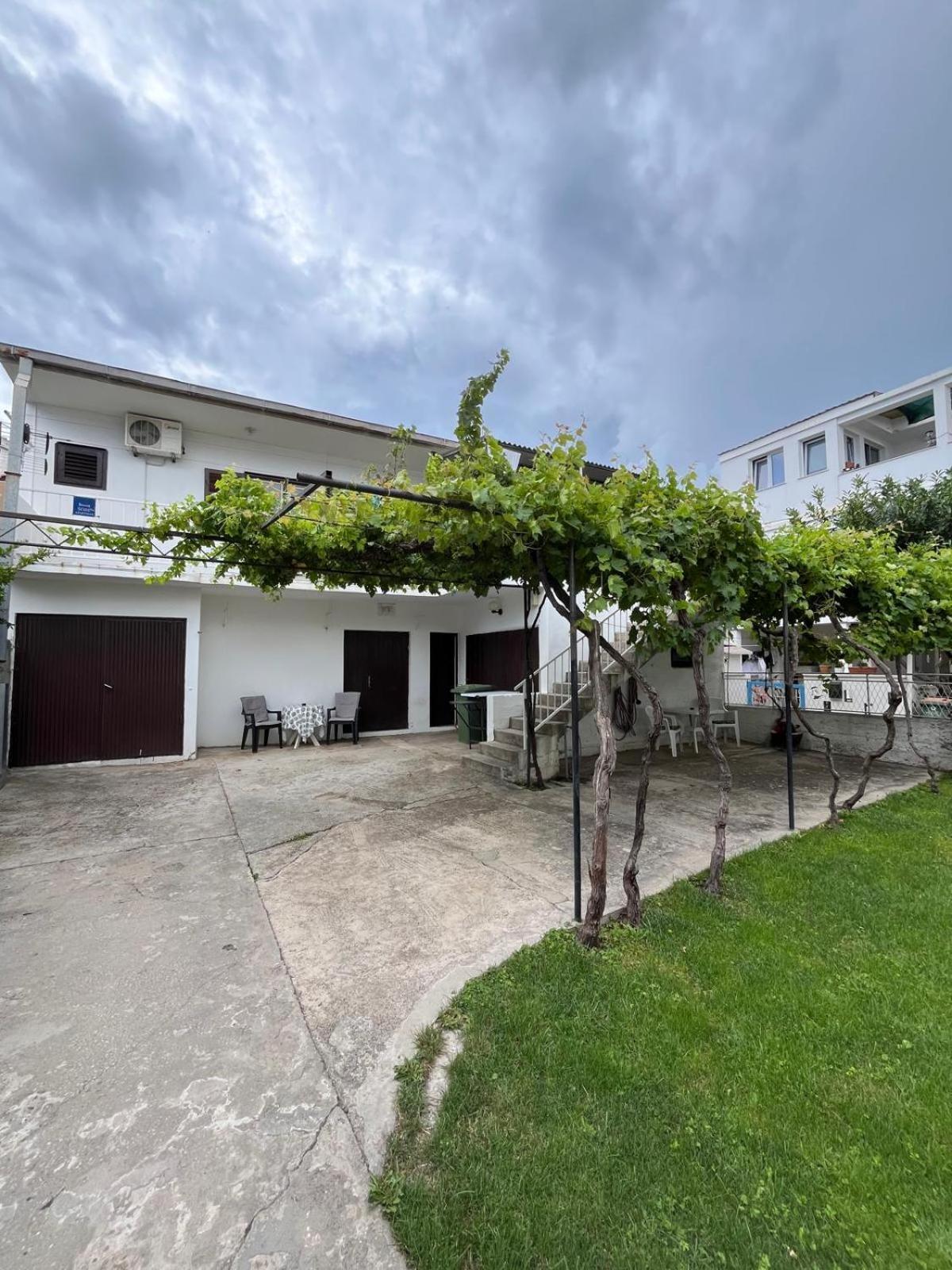 Apartmani Ana Juricev Vodice Extérieur photo